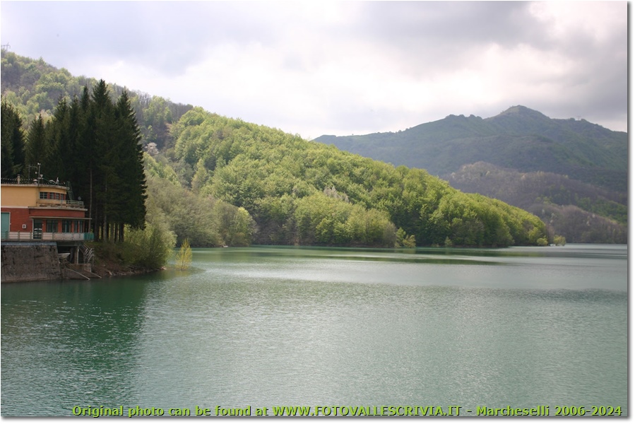 Le scorte del Lago Brugneto al 1° maggio  - Altro - 2006 - Altro - Estate - Canon EOS 300D