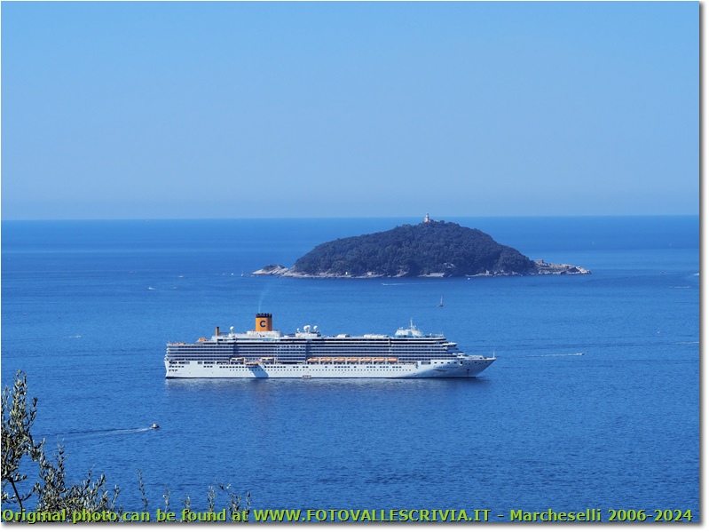 Costa Crocere, nonostante il Covid. Isola Palmaria - Altro - 2020 - Panorami - Foto varie - Olympus OM-D E-M10 Mark III