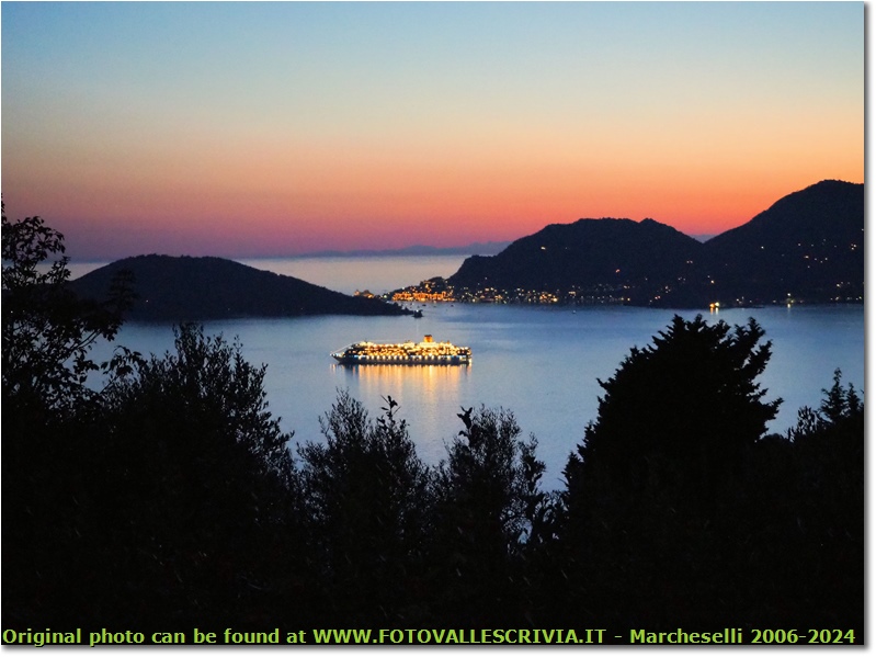 Crociera Costa, notturno. Isola Palmaria - Altro - 2020 - Panorami - Foto varie - Olympus OM-D E-M10 Mark III