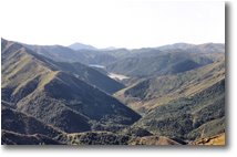Foto Altro - Panorami - Dalla vetta del Monte Tobbio: panorama verso i Laghi Gorzente