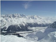  Di fronte: il comprensorio Corvatsch e Fourchella - Altro - <2001 - Panorami - Foto varie - Voto: Non  - Last Visit: 25/5/2024 8.51.57 