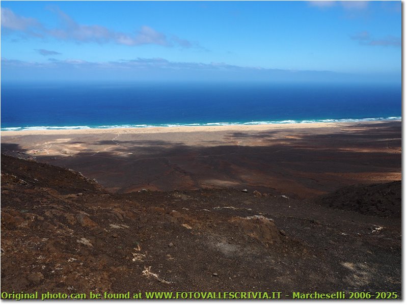 From the top, lookinf forward towards Cofete beach.