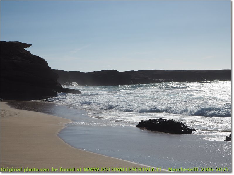 Playa de los Ojos