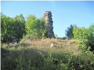  Ruderi castello Voltaggio (sec. XII) già dei Marchesi di Gavi - Busalla&Ronco Scrivia - 2011 - Other - Summer - Voto: Non  - Last Visit: 25/5/2024 2.47.52 