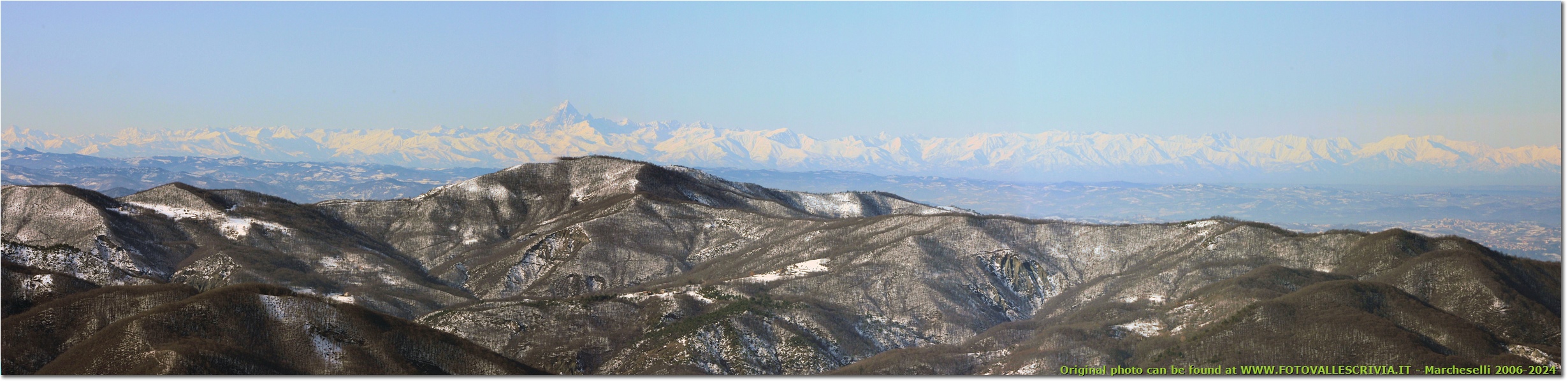 Monviso e Alpi occidentali innevati visti dal Monte Alpe - Busalla&Ronco Scrivia - 2009 - Panorami - Inverno - Canon EOS 300D