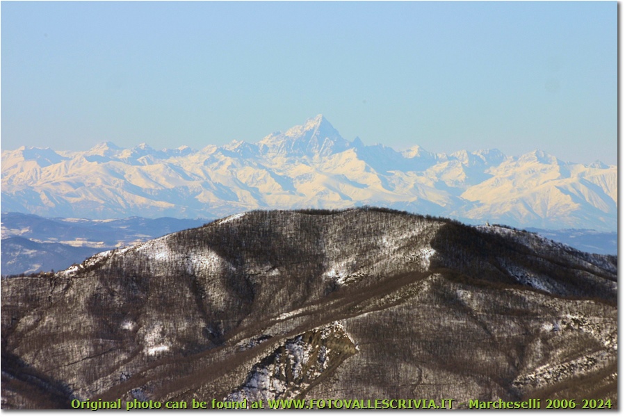 Monviso fotografato dal Monte Alpe di Porale - Busalla&Ronco Scrivia - 2009 - Panorami - Inverno - Canon EOS 300D