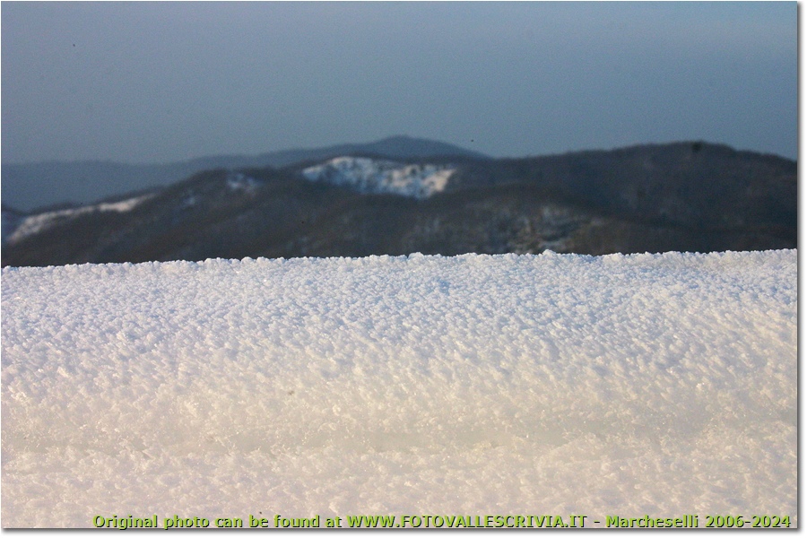 Muri di neve - Busalla&Ronco Scrivia - 2013 - Panorami - Inverno - Canon EOS 300D