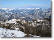 Fotografie Busalla&Ronco Scrivia - Panorami - Panorami a confronto: febbraio, sullo sfondo il monte Carmo