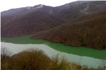  Lago Busalletta in marzo (foto Nokia 70) - Busalla&Ronco Scrivia - 2009 - Altro - Estate - Voto: Non  - Last Visit: 30/8/2010 16.12.9 