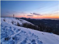  Crinale del Monte Proventino al tramonto, con neve - Crocefieschi&Vobbia - 2021 - Landscapes - Winter - Voto: Non  - Last Visit: 13/4/2024 18.43.49 