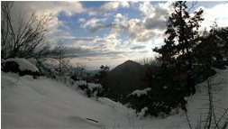  La neve, Montemaggio e il mare salendo al monte Schigonzo - Crocefieschi&Vobbia - 2014 - Landscapes - Winter - Voto: Non  - Last Visit: 21/9/2023 11.48.43 
