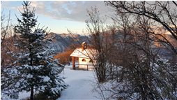  Cappelletta degli alpini con neve, al tramonto - Crocefieschi&Vobbia - 2016 - Paesi - Inverno - Voto: Non  - Last Visit: 14/12/2023 19.15.29 