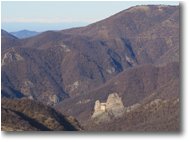 Foto Crocefieschi&Vobbia - Paesi - Castello della Pietra e Alpi dal Monte Castello