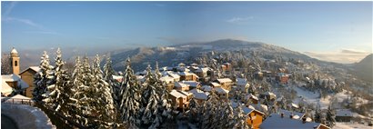  Crocefieschi: panoramica innevata da ovest - Crocefieschi&Vobbia - 2009 - Paesi - Inverno - Voto: Non  - Last Visit: 25/5/2024 11.7.21 