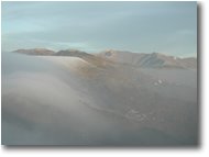 Fotografie Crocefieschi&Vobbia - Panorami - Assalto delle nebbie dalla Val Vobbia: sullo sfondo Monti Buio e Antola