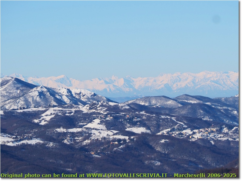 Castagnola, Fraconalto e le Alpi viste da Crocefieschi - Crocefieschi&Vobbia - 2021 - Panorami - Inverno - Olympus OM-D E-M10 Mark III