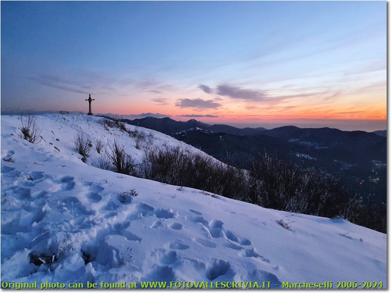 Crinale del Monte Proventino al tramonto, con neve - Crocefieschi&Vobbia - 2021 - Panorami - Inverno - HTC One/Nokia C7/Samsung S7/S10