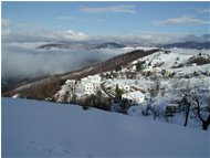  Frazione Crebaia con neve - Crocefieschi&Vobbia - 2002 - Panorami - Inverno - Voto: 10   - Last Visit: 17/7/2022 22.49.10 