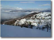 Fotografie Crocefieschi&Vobbia - Panorami - Crebaia hamlet, with snow