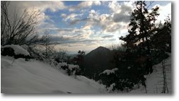 Fotografie Crocefieschi&Vobbia - Panorami - La neve, Montemaggio e il mare salendo al monte Schigonzo