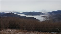  Lago di nebbia in Val Vobbia (dal Proventino) - Crocefieschi&Vobbia - 2016 - Panorami - Inverno - Voto: Non  - Last Visit: 16/10/2021 13.53.54 