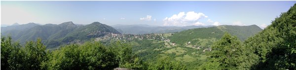  Panorama di Crocefieschi visto dalla Costa Suia - Crocefieschi&Vobbia - <2001 - Panorami - Estate - Voto: Non  - Last Visit: 8/11/2022 5.41.55 