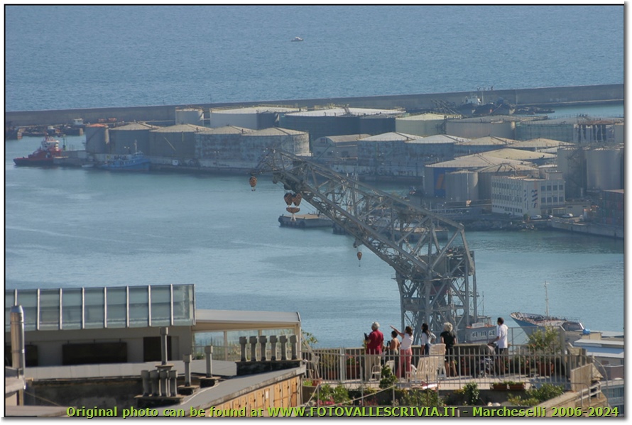 Terrazza sul porto - Genova - 2004 - Paesi - Foto varie - Canon EOS 300D