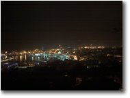 Fotografie Genova - Paesi - Webcam dal Righi : panorama verso ponente su acquario porto e lanterna di Genova (da www.stefanome.it)