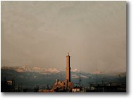 Foto Genova - Panorami - Lanterna con Alpi Liguri e Marittime (1987)