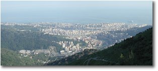 Fotografie Genova - Panorami - Panorama di Genova dal Forte Diamante: Marassi e il centro