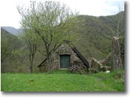 Fotografie Montoggio - Paesi - Ruderi in località Rione Val Pentemina