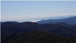  Isola di Bergeggi, Capo Noli e Capo Mele dal Monte Banca - Montoggio - 2015 - Panorami - Estate - Voto: Non  - Last Visit: 16/10/2021 12.17.17 