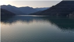  Luce serale sul lago del Brugneto - Montoggio - 2016 - Panorami - Estate - Voto: Non  - Last Visit: 13/9/2023 15.48.53 