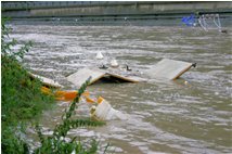  Inevitabili i danni al parco fluviale: imprevedibile una simile piena in agosto - Savignone - 2006 - Altro - Estate - Voto: Non  - Last Visit: 2/10/2023 19.19.42 