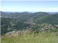  Savignone and many hamlets from M. Pianetto - Savignone - <2001 - Landscapes - Summer - Voto: Non  - Last Visit: 25/4/2024 12.7.44 
