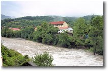 Foto Savignone - Paesi - Il fiume Scrivia verso il Ponte di Savignone