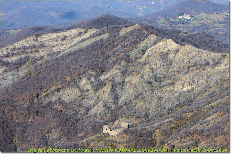 Castello Fieschi e Monte Pianetto - Savignone - 2008 - Panorami - Inverno - Canon EOS 300D