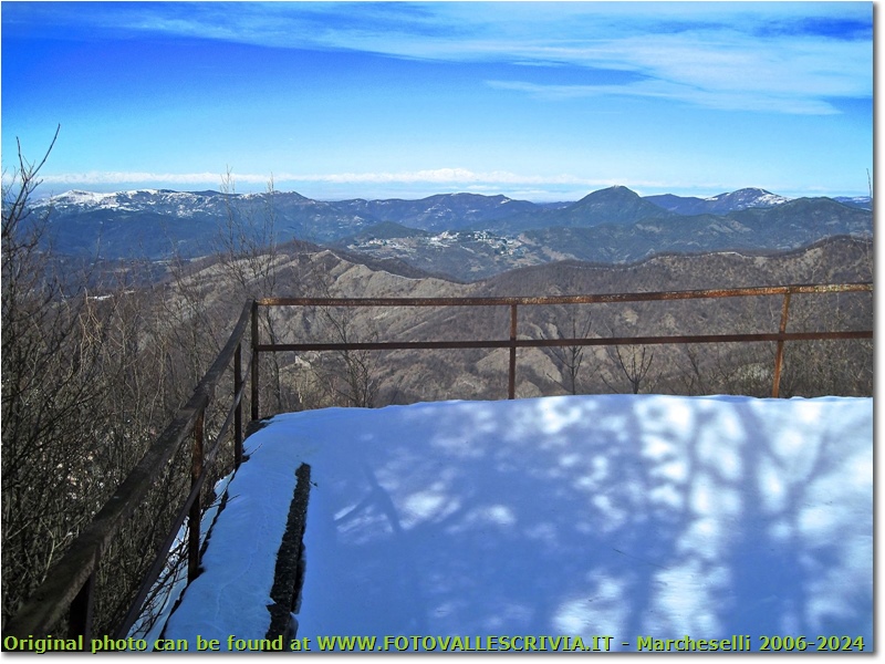 Dal balcone del Monte Maggio - Savignone - 2015 - Panorami - Inverno - Canon Ixus 980 IS