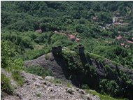  Il Castello dei Fieschi (Savignone) visto dal Pianetto - Savignone - <2001 - Panorami - Estate - Voto: Non  - Last Visit: 29/10/2021 23.42.24 
