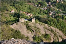  Le rovine del castello Fieschi (sec.XIII) - Savignone - 2009 - Panorami - Estate - Voto: Non  - Last Visit: 11/12/2022 19.28.20 