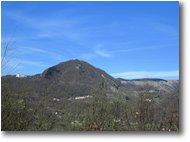 Foto Savignone - Panorami - Luce di primavera e Monte Maggio
