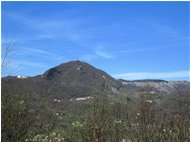  Luce di primavera e Monte Maggio - Savignone - 2011 - Panorami - Estate - Voto: Non  - Last Visit: 26/6/2022 18.1.11 