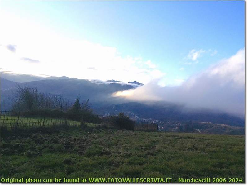 Nebbie dalla Val Padana - Savignone - 2019 - Panorami - Inverno - HTC One S Nokia C7-00 (o altro cell)