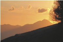  Santuario N.S. Guardia: luci al tramonto - Savignone - 2011 - Panorami - Inverno - Voto: Non  - Last Visit: 3/3/2024 12.2.23 