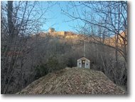 Fotografie Savignone - Panorami - Savignone: il Castello e la Cappelletta