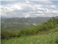  Savignone e la frazione Gabbie ai piedi del Pianetto dal M. Capellino - Savignone - <2001 - Panorami - Estate - Voto: Non  - Last Visit: 28/9/2023 1.39.45 