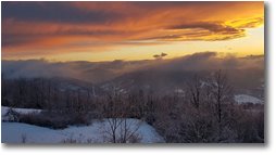 Foto Savignone - Panorami - Tramonto: rosso di sera neve si spera (?)