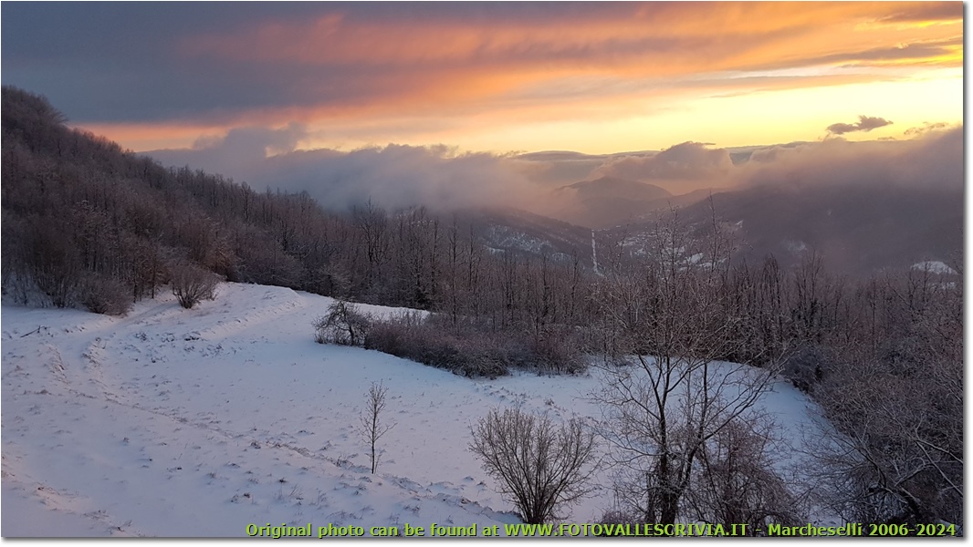 Tramonto sulla neve, da Montemaggio verso i forti di Genova - Savignone - 2018 - Panorami - Inverno - HTC One S Nokia C7-00 (o altro cell)