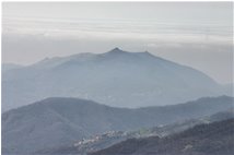  Veduta verso i forti di Genova da Monte Maggio - Savignone - 2011 - Panorami - Estate - Voto: Non  - Last Visit: 26/9/2023 5.14.40 