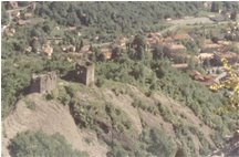  The ruins of the castle and the villalge - Savignone - <2001 - Villages - Summer - Voto: Non  - Last Visit: 30/9/2023 23.18.27 